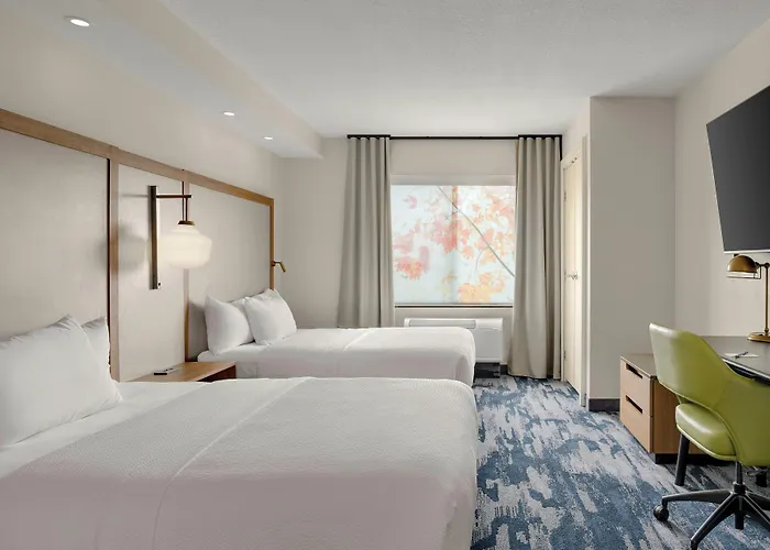 Fairfield & Hotel